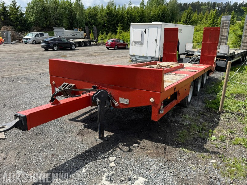 2012 Predator 3-akslet maskinsemi / 20t nyttelast / maskinhenger / kjøreramper - Rimorchio: foto 1 2012 Predator 3-akslet maskinsemi / 20t nyttelast / maskinhenger / kjøreramper - Rimorchio: foto 1