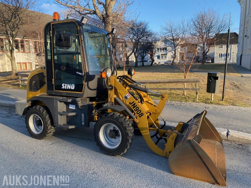 Sino 908 Hjullaster med skuffe og pallegaffler - Pala gommata: foto 3 Sino 908 Hjullaster med skuffe og pallegaffler - Pala gommata: foto 3