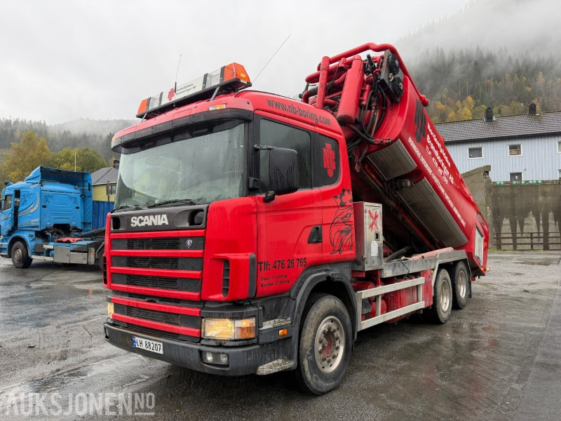 1999 Scania R124 Spyle/sugebil med Korp&Son påbygg - Veicolo speciale/ Comunale: foto 1 1999 Scania R124 Spyle/sugebil med Korp&Son påbygg - Veicolo speciale/ Comunale: foto 1