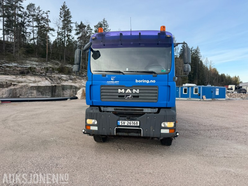 2010 MAN TGA 8x4 Lastebil med maskinpåbygg / maskinrampe - Veicolo speciale/ Comunale: foto 2 2010 MAN TGA 8x4 Lastebil med maskinpåbygg / maskinrampe - Veicolo speciale/ Comunale: foto 2