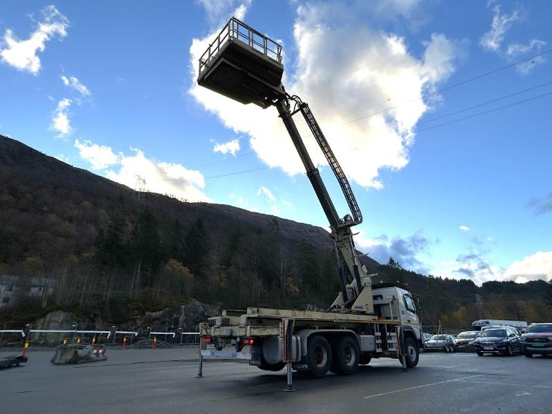 2013 Volvo FMX 370 6X4 med NORMET Esslift 1000 plattform / korg - nylig EU godkjent - Veicolo speciale/ Comunale: foto 3 2013 Volvo FMX 370 6X4 med NORMET Esslift 1000 plattform / korg - nylig EU godkjent - Veicolo speciale/ Comunale: foto 3