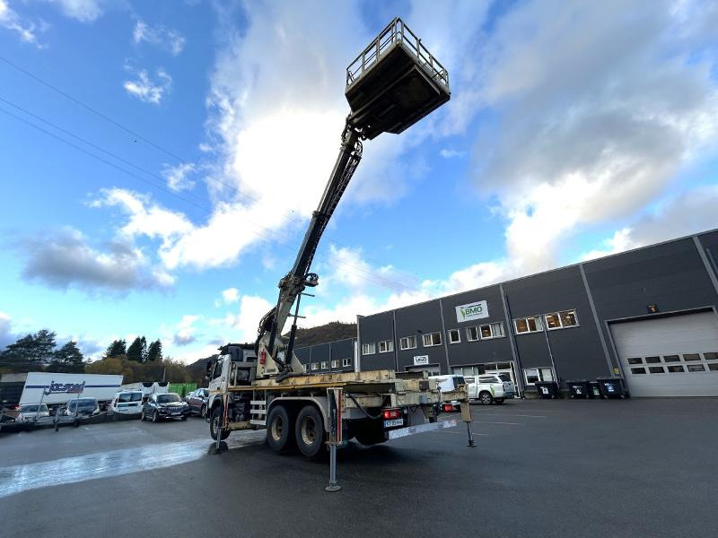 2013 Volvo FMX 370 6X4 med NORMET Esslift 1000 plattform / korg - nylig EU godkjent - Veicolo speciale/ Comunale: foto 4 2013 Volvo FMX 370 6X4 med NORMET Esslift 1000 plattform / korg - nylig EU godkjent - Veicolo speciale/ Comunale: foto 4