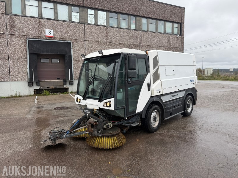 2017 JOHNSTON C401 Kompaktfeiemaskin 5,6 m3 - Veicolo speciale/ Comunale: foto 1 2017 JOHNSTON C401 Kompaktfeiemaskin 5,6 m3 - Veicolo speciale/ Comunale: foto 1