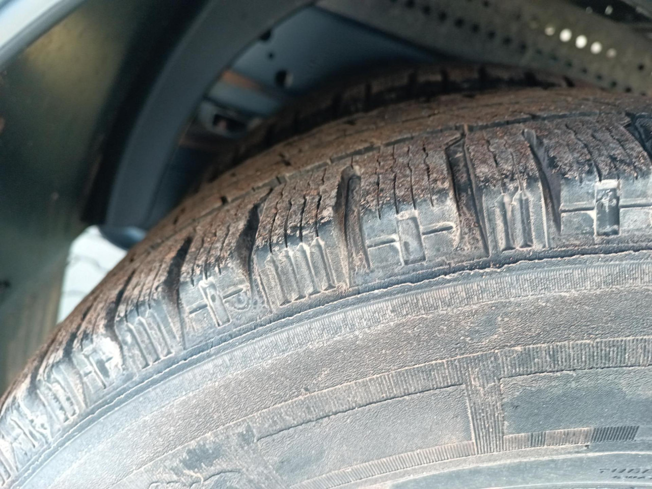 IVECO Daily 70C18A8/P - Furgone box: foto 2 IVECO Daily 70C18A8/P - Furgone box: foto 2