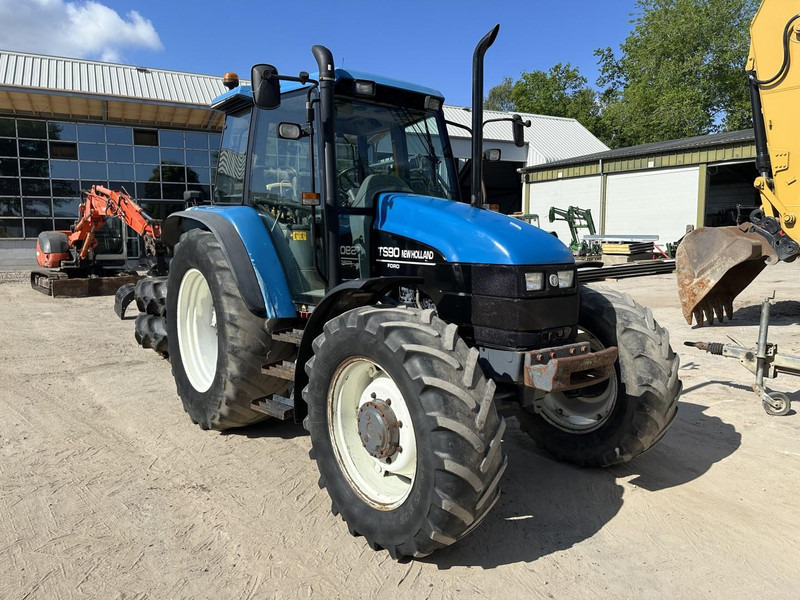 New Holland TS 90 - Trattore: foto 3 New Holland TS 90 - Trattore: foto 3