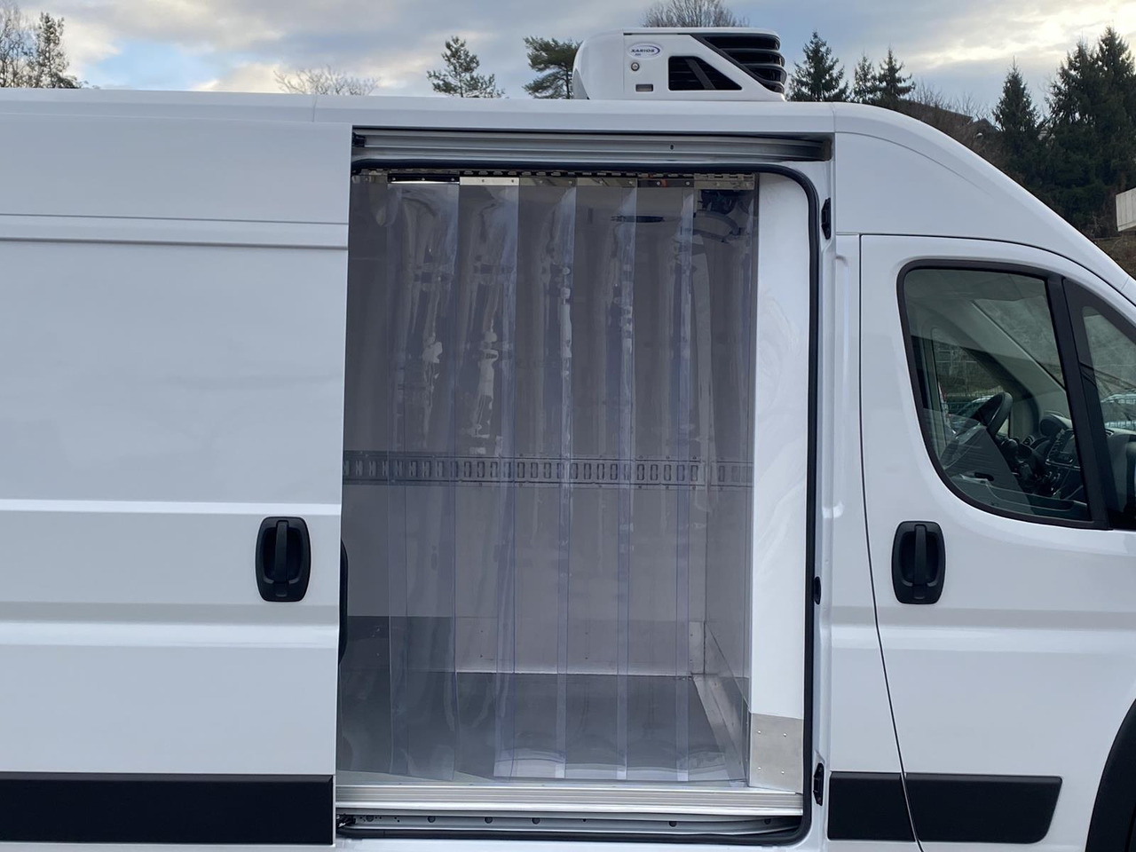 FIAT DUCATO L3H2 180PS BASE HEAVY / FRISCHDIENST + XARIOS 300 12-380V + Heizung - Furgone frigo: foto 3 FIAT DUCATO L3H2 180PS BASE HEAVY / FRISCHDIENST + XARIOS 300 12-380V + Heizung - Furgone frigo: foto 3