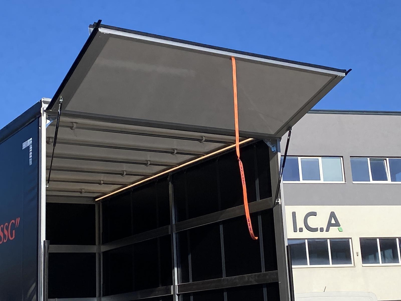 Furgone centinato nuovo IVECO DAILY 35S18HP  D30C | PRITSCHE PLANE + SCHLAFKABINE + LADERAMPE: foto 14