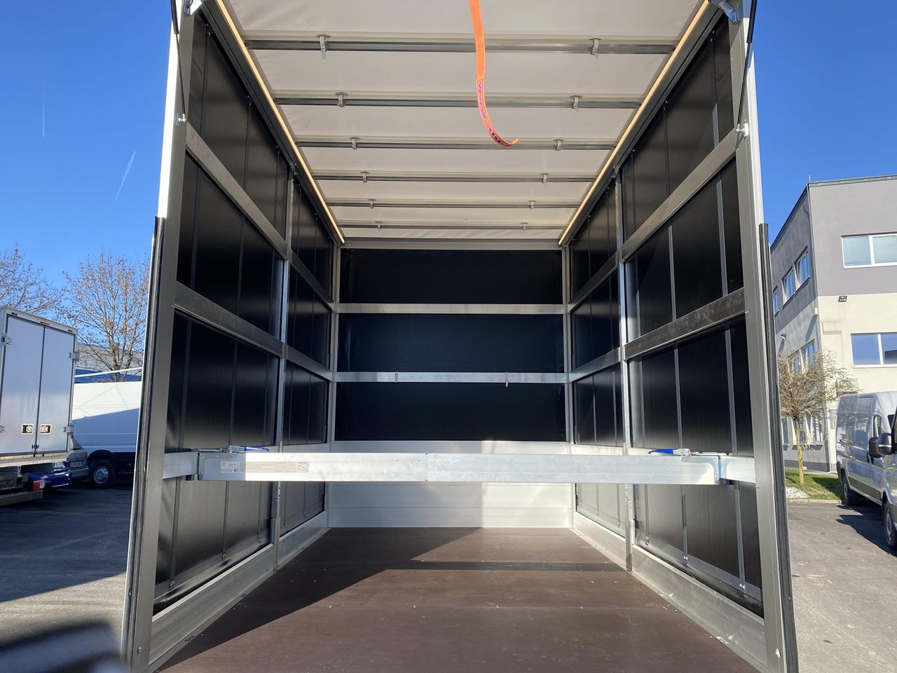 Furgone centinato nuovo IVECO DAILY 35S18HP  D30C | PRITSCHE PLANE + SCHLAFKABINE + LADERAMPE: foto 9