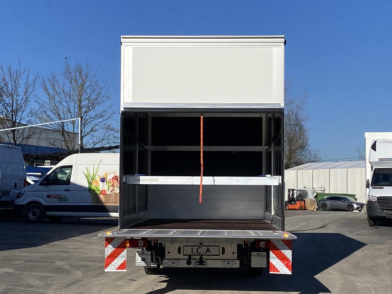 Furgone centinato nuovo IVECO DAILY 35S18HP  D30C | PRITSCHE PLANE + SCHLAFKABINE + LADERAMPE: foto 20