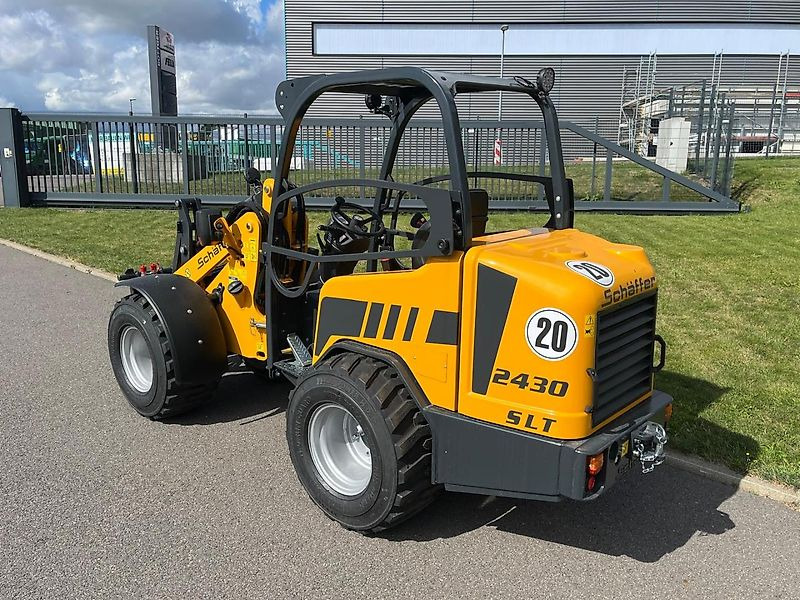 Schäffer 2430 SLT - Pala gommata: foto 2 Schäffer 2430 SLT - Pala gommata: foto 2