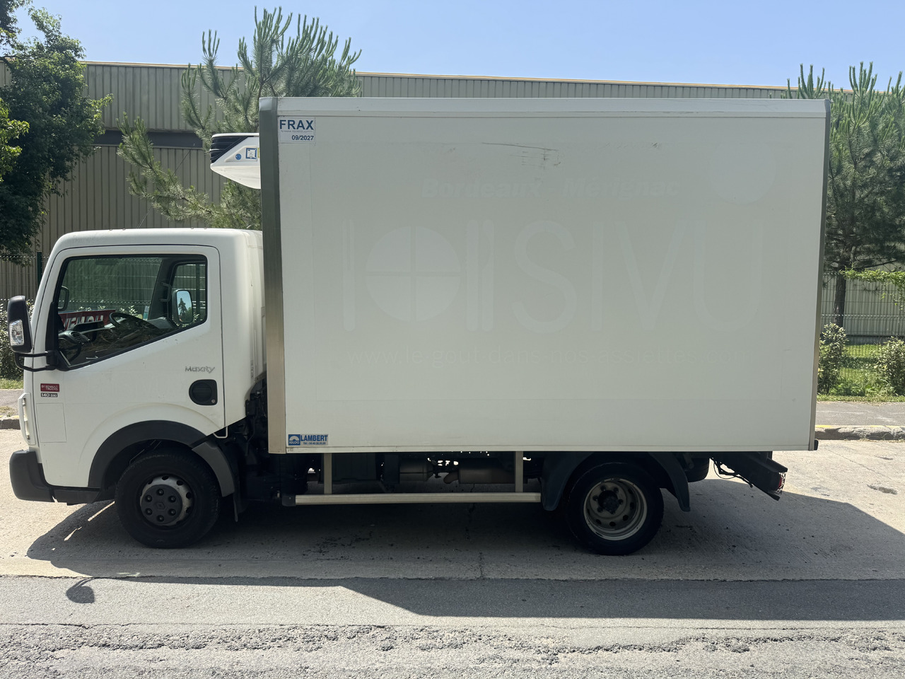 Furgone frigo per il trasporto di alimenti Renault Maxity 140 dxi: foto 10