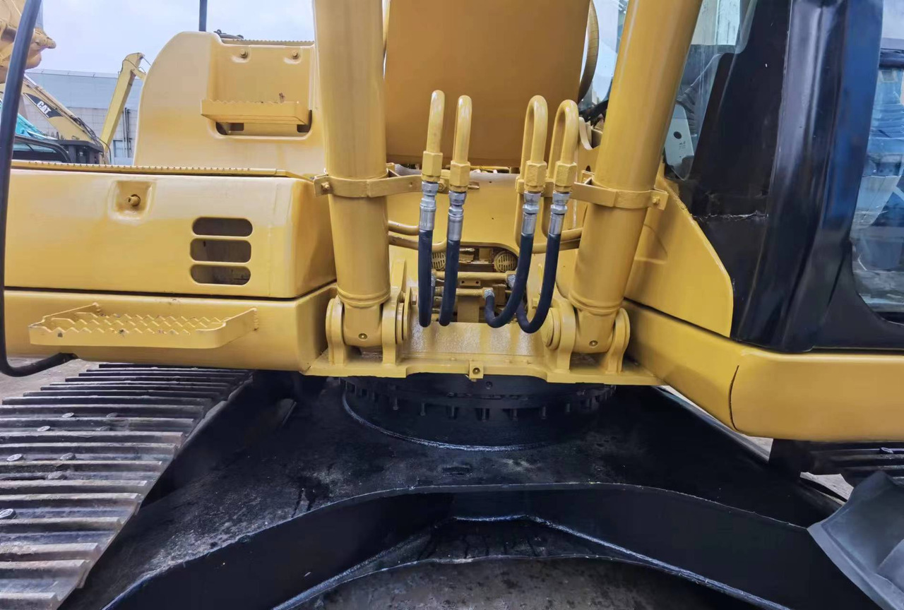 Caterpillar 320Cl 320C Used Excavator CAT 320 320D 320D2 320GC Crawler Hydraulic Excavator in Excellent Condition - Escavatore cingolato: foto 5 Caterpillar 320Cl 320C Used Excavator CAT 320 320D 320D2 320GC Crawler Hydraulic Excavator in Excellent Condition - Escavatore cingolato: foto 5