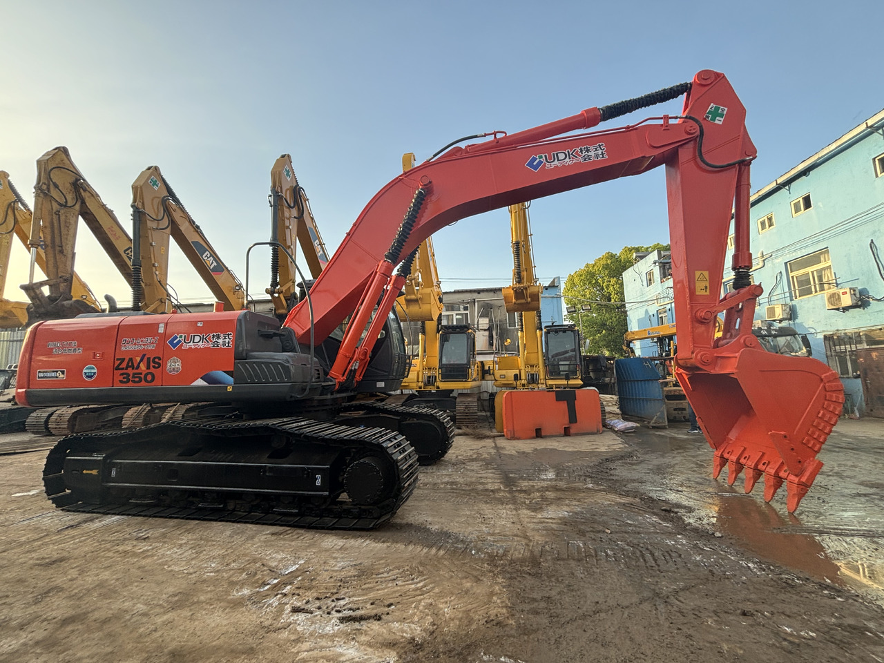 Hitachi Zx350 Used Excavator 35 Ton High Quality Secondhand Excavators Komatsu PC350 Doosan DX300 DX420 Caterpillar 336D2 Sany SY 365 Crawler Excavators for Sale - Escavatore cingolato: foto 4 Hitachi Zx350 Used Excavator 35 Ton High Quality Secondhand Excavators Komatsu PC350 Doosan DX300 DX420 Caterpillar 336D2 Sany SY 365 Crawler Excavators for Sale - Escavatore cingolato: foto 4