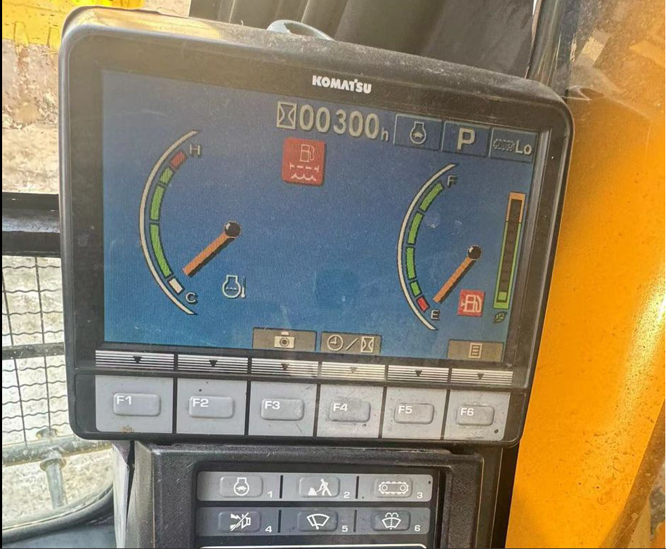 Escavatore cingolato Komatsu PC220 PC210 PC200 Komatsu Crawler Hight Quality Used Excavator: foto 6 Escavatore cingolato Komatsu PC220 PC210 PC200 Komatsu Crawler Hight Quality Used Excavator: foto 6