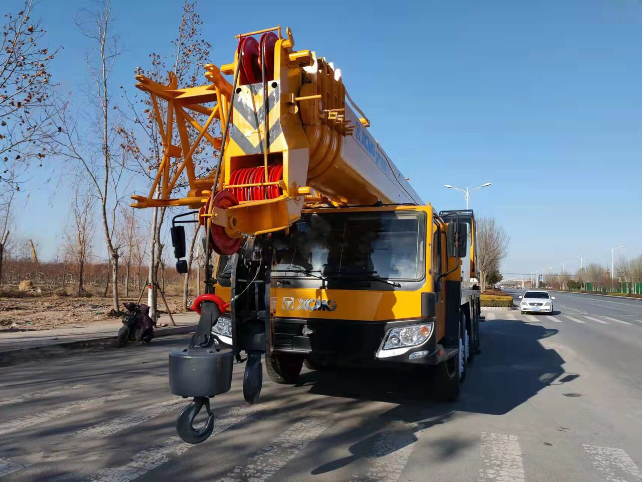 XCMG 100 Ton Used Truck Crane QY100K-II with High Quality for Sale - Autogru: foto 1 XCMG 100 Ton Used Truck Crane QY100K-II with High Quality for Sale - Autogru: foto 1