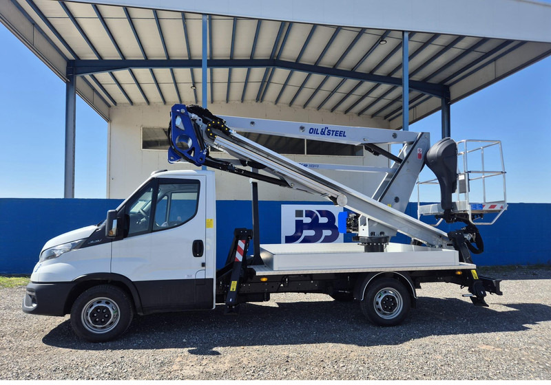 Iveco 35-140 Oil & Steel Snake 189 - Camion, Camion con gru: foto 1 Iveco 35-140 Oil & Steel Snake 189 - Camion, Camion con gru: foto 1