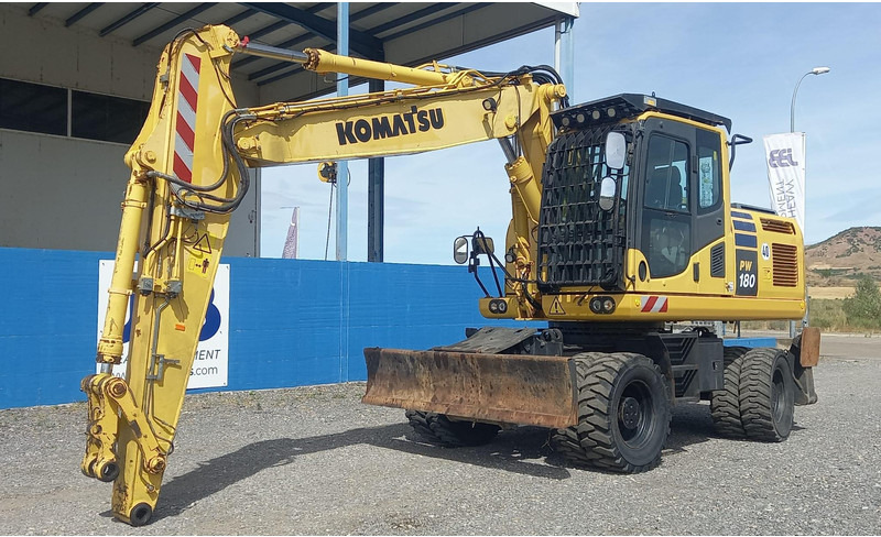 Komatsu PW180-10 - Escavatore gommato: foto 3 Komatsu PW180-10 - Escavatore gommato: foto 3