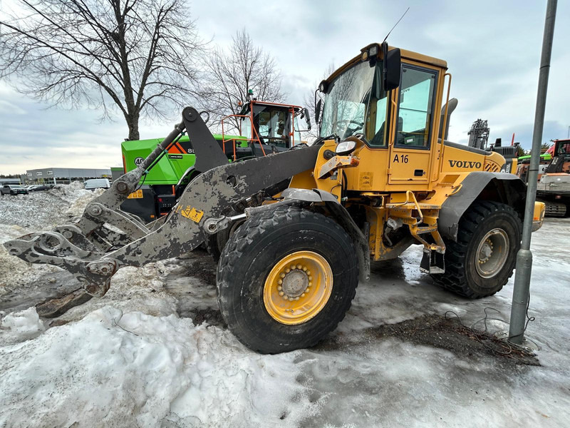 Volvo L90E - Pala gommata: foto 1 Volvo L90E - Pala gommata: foto 1