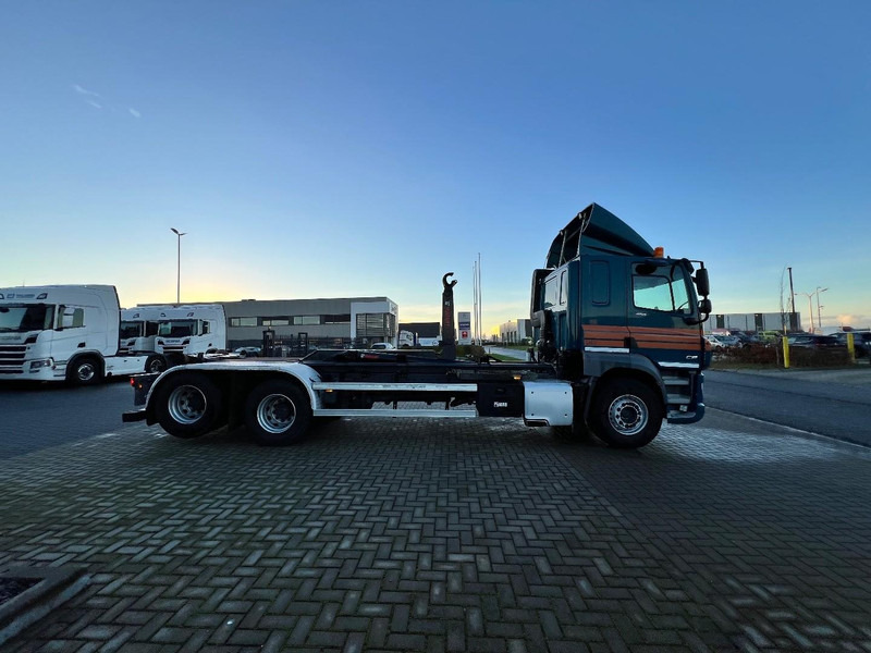 DAF CF85 6x2 containersysteem Only 350.000km / HIAB XR 26S Haakarmsyteem - Autocarro scarrabile: foto 4 DAF CF85 6x2 containersysteem Only 350.000km / HIAB XR 26S Haakarmsyteem - Autocarro scarrabile: foto 4