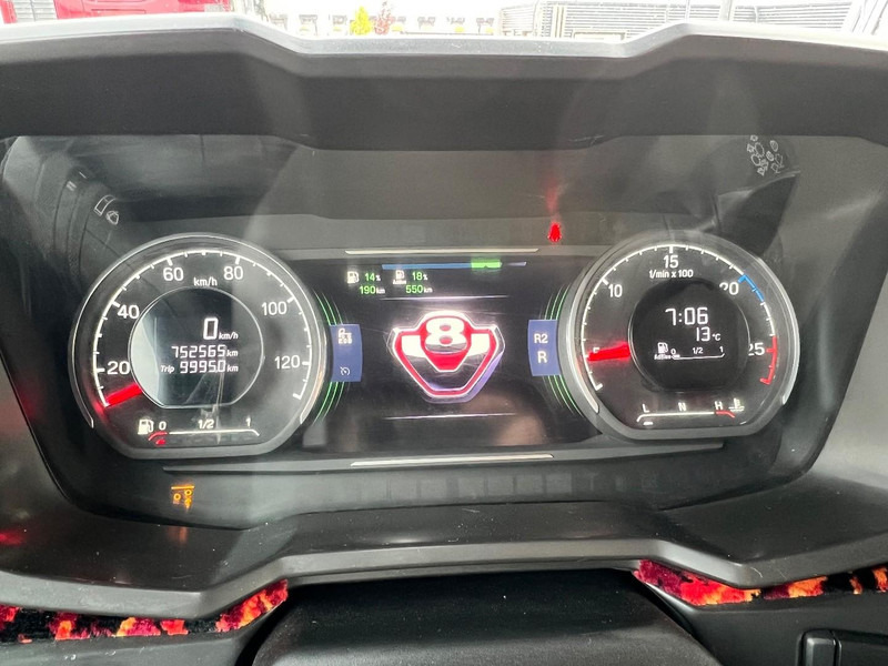 Trattore stradale Scania R520 V8 6x2 Trekker WB 295 / Hydraulic / Full Air / Double Boogie: foto 14 Trattore stradale Scania R520 V8 6x2 Trekker WB 295 / Hydraulic / Full Air / Double Boogie: foto 14