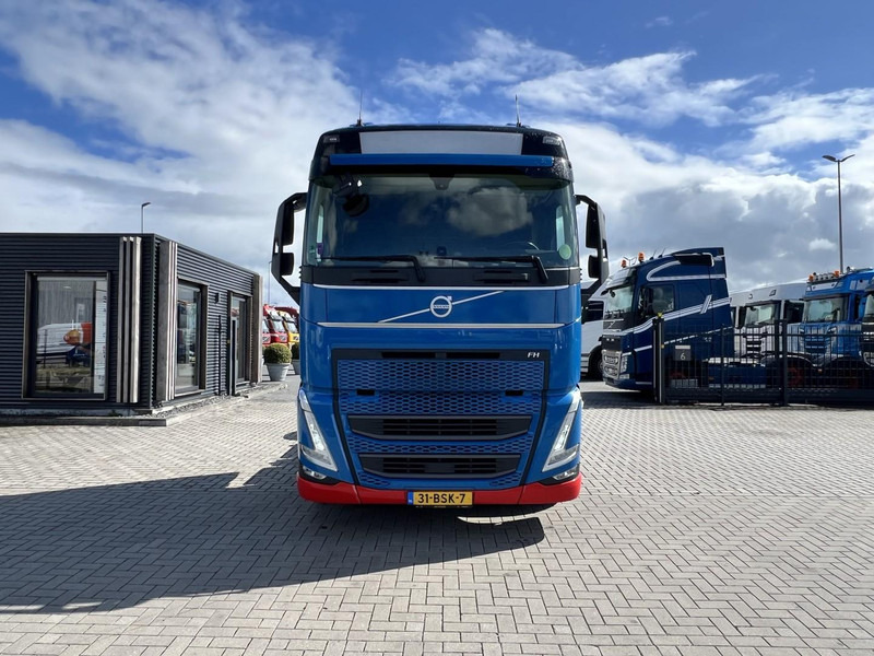 Volvo FH 460 4x2 trekker Globetrotter / 2x Fuel Tank - Trattore stradale: foto 2 Volvo FH 460 4x2 trekker Globetrotter / 2x Fuel Tank - Trattore stradale: foto 2