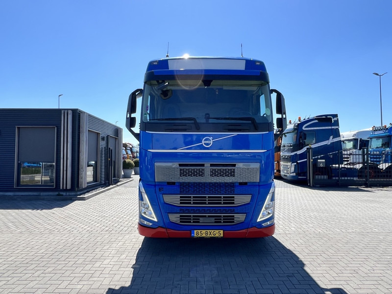 Volvo FH 460 4x2 trekker Globetrotter / i-Save / Vin : NA - Trattore stradale: foto 2 Volvo FH 460 4x2 trekker Globetrotter / i-Save / Vin : NA - Trattore stradale: foto 2