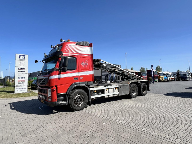 Volvo FM500 6x2 Containersysteem Globetrotter XL - Camion con sistema di cavi: foto 1 Volvo FM500 6x2 Containersysteem Globetrotter XL - Camion con sistema di cavi: foto 1