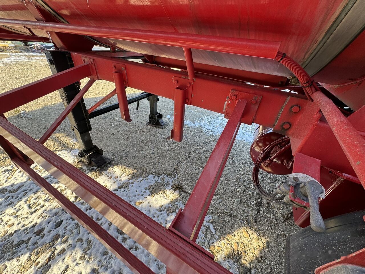 Semirimorchio cisterna per il trasporto di alimenti LAG cisterna 30 T - sasiu inox - inox alimentar - 1998: foto 9