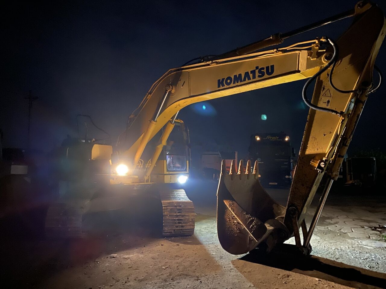 Din dezmembrari pentru KOMATSU PC210 -6 -8 -10 , second hand Komatsu - Ricambi per Escavatore: foto 2 Din dezmembrari pentru KOMATSU PC210 -6 -8 -10 , second hand Komatsu - Ricambi per Escavatore: foto 2