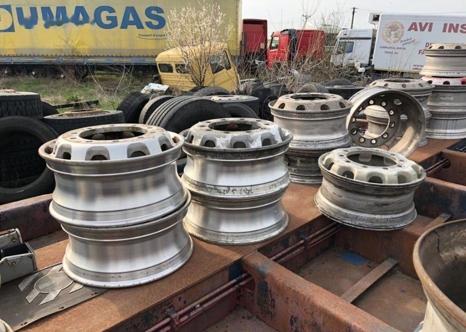Scania 124 125 127 P G R T-series - Cerchione per Camion: foto 3 Scania 124 125 127 P G R T-series - Cerchione per Camion: foto 3