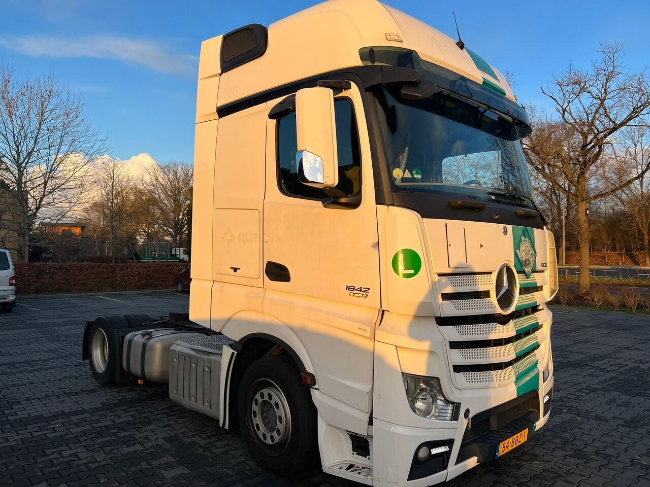Mercedes-Benz Actros 1842 MP4 - Trattore stradale: foto 1 Mercedes-Benz Actros 1842 MP4 - Trattore stradale: foto 1
