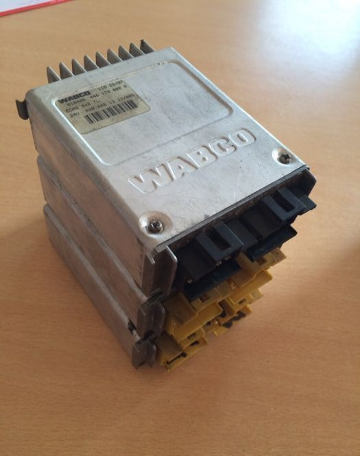 WABCO Vand calculator ECAS Scania - ECU per Camion: foto 3 WABCO Vand calculator ECAS Scania - ECU per Camion: foto 3