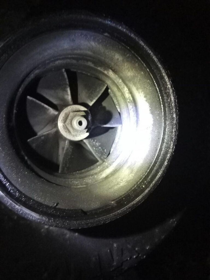 Scania DC1214 HPI Scania R 420 HPI E3 - Motore per Camion: foto 4 Scania DC1214 HPI Scania R 420 HPI E3 - Motore per Camion: foto 4