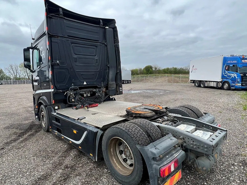 Trattore stradale Mercedes-Benz Actros 1843 Special Interior. Air / Air suspension. Euro 6: foto 16 Trattore stradale Mercedes-Benz Actros 1843 Special Interior. Air / Air suspension. Euro 6: foto 16