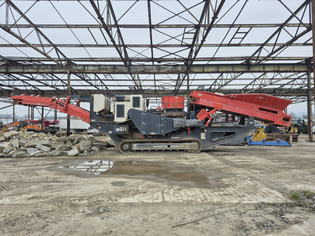 SANDVIK QH331 - Frantoio a cono: foto 1 SANDVIK QH331 - Frantoio a cono: foto 1