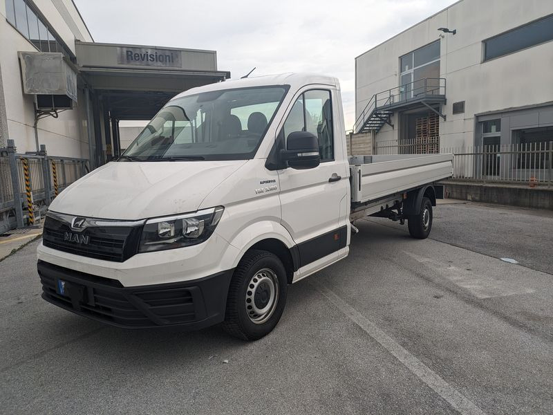 CASSONE FISSO MAN TGE USATO KM 0 TGE 3.180 4X2F SB - Furgone con cassone fisso: foto 1 CASSONE FISSO MAN TGE USATO KM 0 TGE 3.180 4X2F SB - Furgone con cassone fisso: foto 1