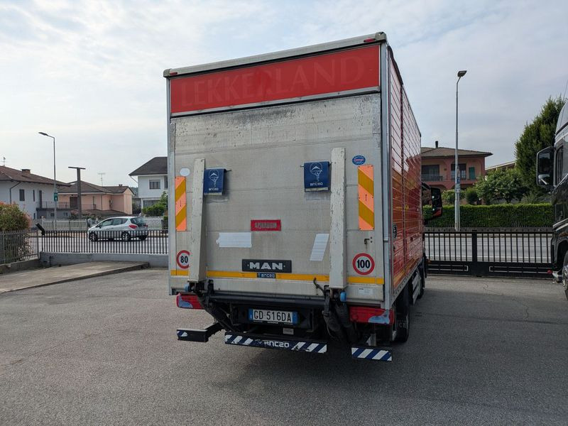 MAN TGL Cubo con pedana 7,5 tonn EURO6 MAN TGL 7,5 tonn EURO6 - Autocarro furgonato: foto 3 MAN TGL Cubo con pedana 7,5 tonn EURO6 MAN TGL 7,5 tonn EURO6 - Autocarro furgonato: foto 3