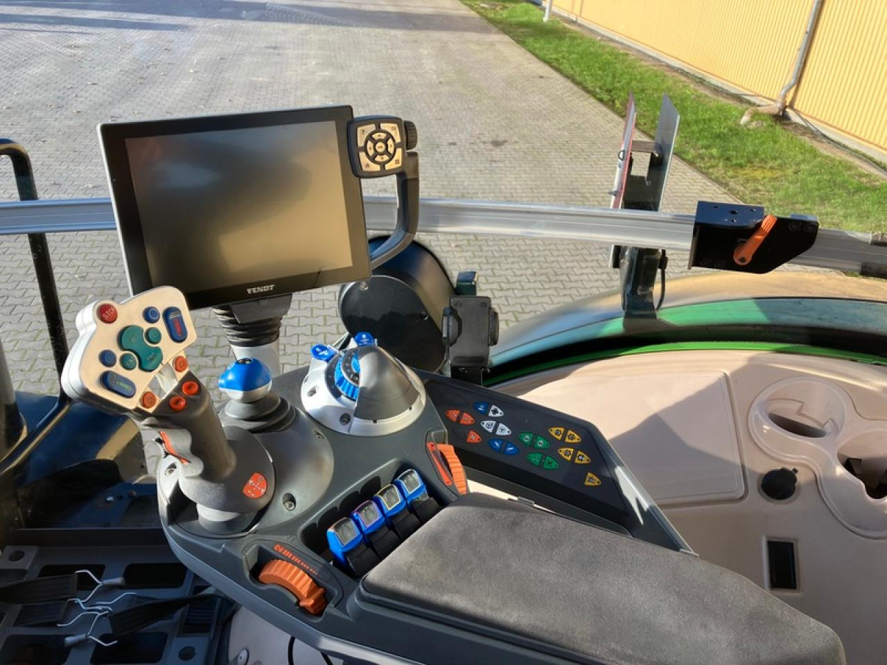 Trattore Fendt VARIO 1050: foto 8 Trattore Fendt VARIO 1050: foto 8