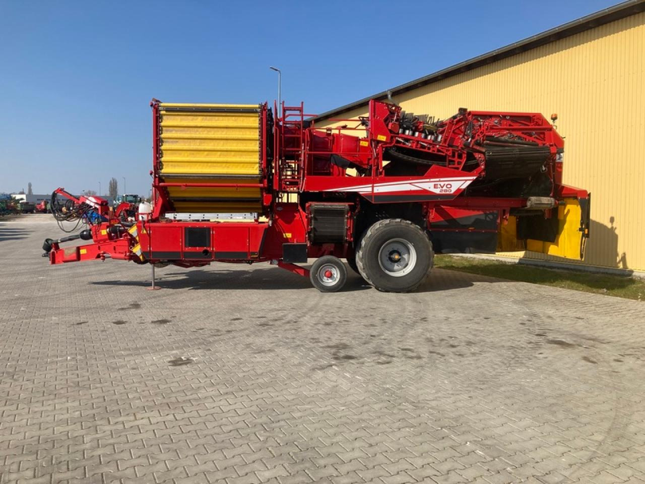 Grimme EVO 280 NONSTOP-BUNKER - Scava raccogli patate: foto 2 Grimme EVO 280 NONSTOP-BUNKER - Scava raccogli patate: foto 2