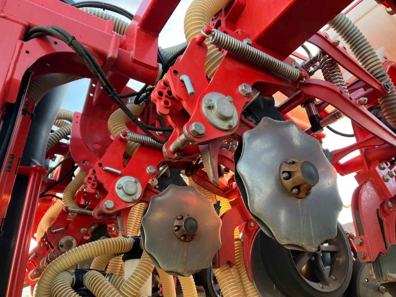 Seminatrice di precisione Kverneland OPTIMA 12 SX + FRONTTANK//GEOSEED: foto 7 Seminatrice di precisione Kverneland OPTIMA 12 SX + FRONTTANK//GEOSEED: foto 7