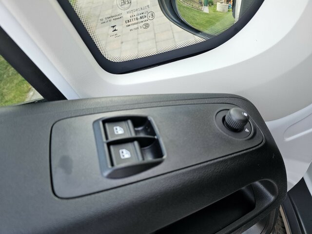 FIAT Ducato MAXI Serie 9.2 2025 DOKA 3-Seitenkiipper... - Camion: foto 4 FIAT Ducato MAXI Serie 9.2 2025 DOKA 3-Seitenkiipper... - Camion: foto 4