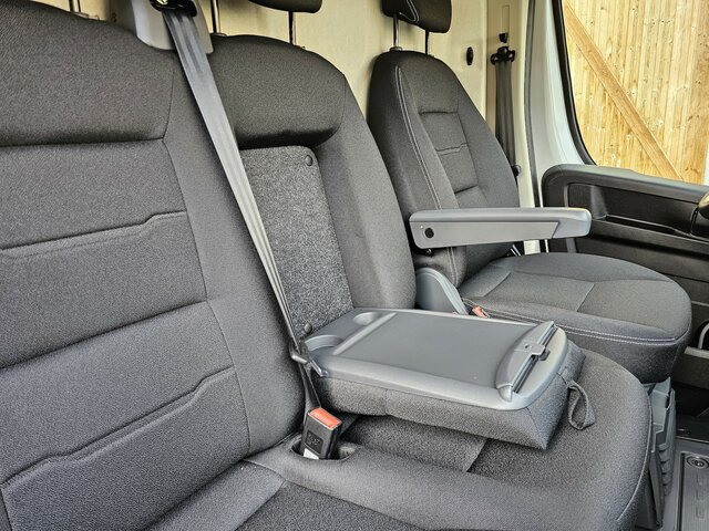 Furgone chiuso FIAT Ducato 35 MAXI 180 Serie10-9.2 Modell 2025 L2H2: foto 11
