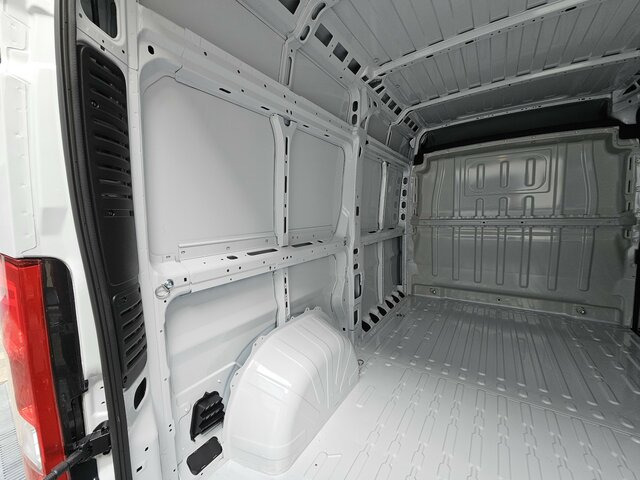 Furgone chiuso FIAT Ducato 35 MAXI 180 Serie10-9.2 Modell 2025 L2H2: foto 19