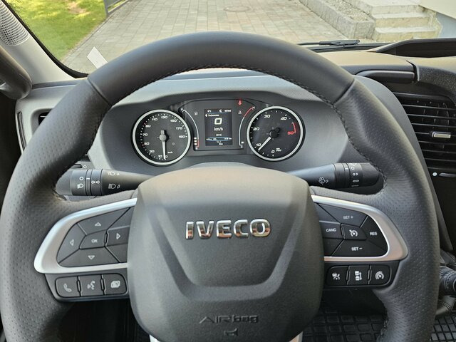 Furgone box nuovo IVECO Daily 35S18 3.0 Koffer LBW Bär ACC LED sofort!: foto 6