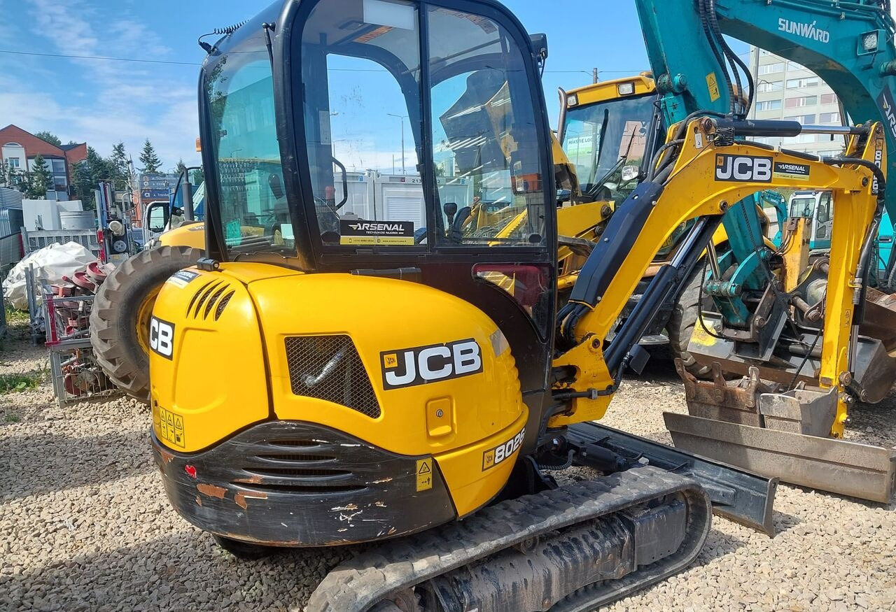 JCB - Miniescavatore: foto 1 JCB - Miniescavatore: foto 1
