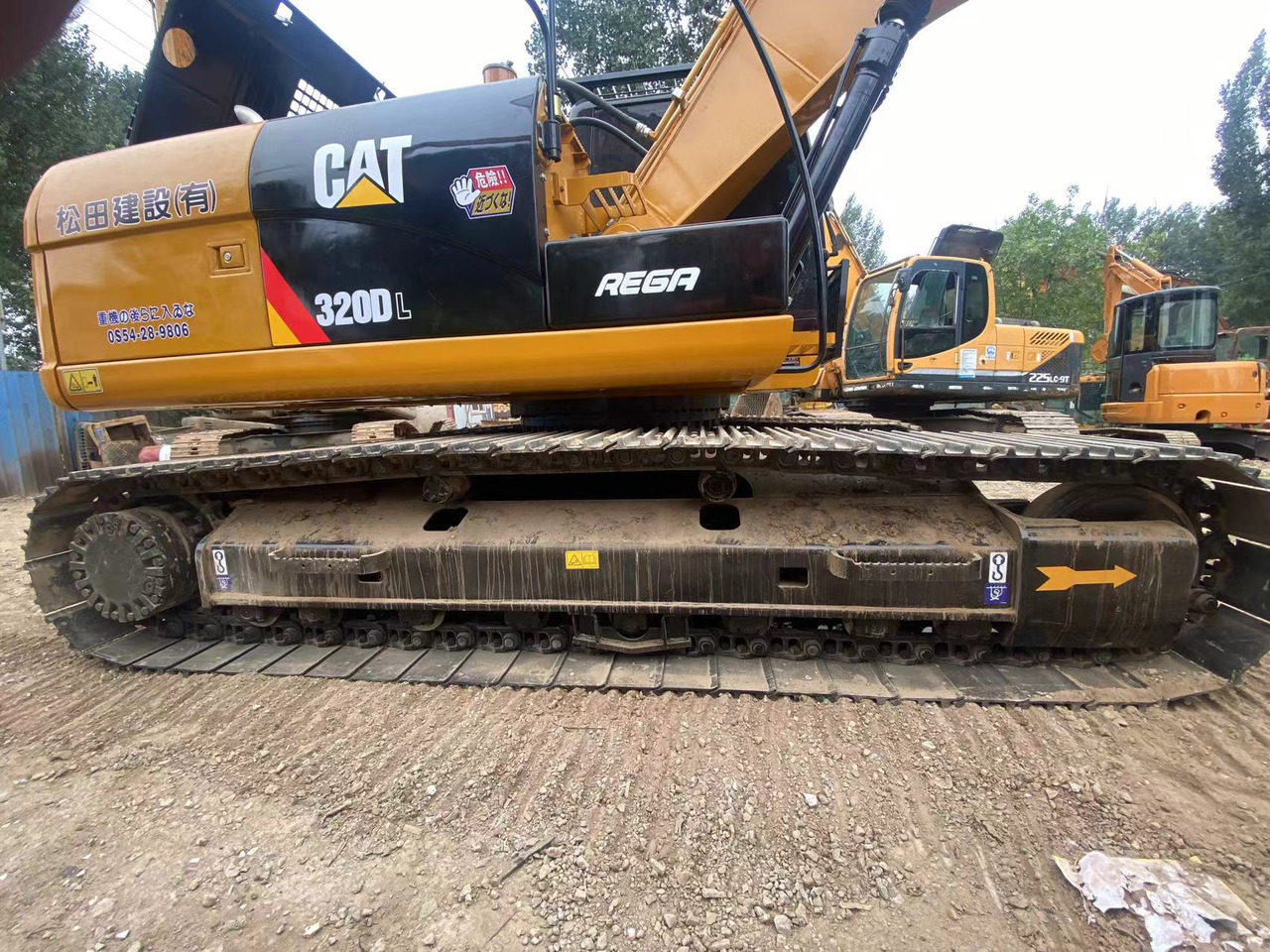 CAT 320DL used excavator - Escavatore cingolato: foto 3 CAT 320DL used excavator - Escavatore cingolato: foto 3