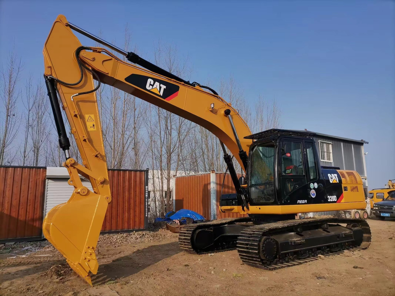 CAT 320DL used excavator - Escavatore cingolato: foto 5 CAT 320DL used excavator - Escavatore cingolato: foto 5