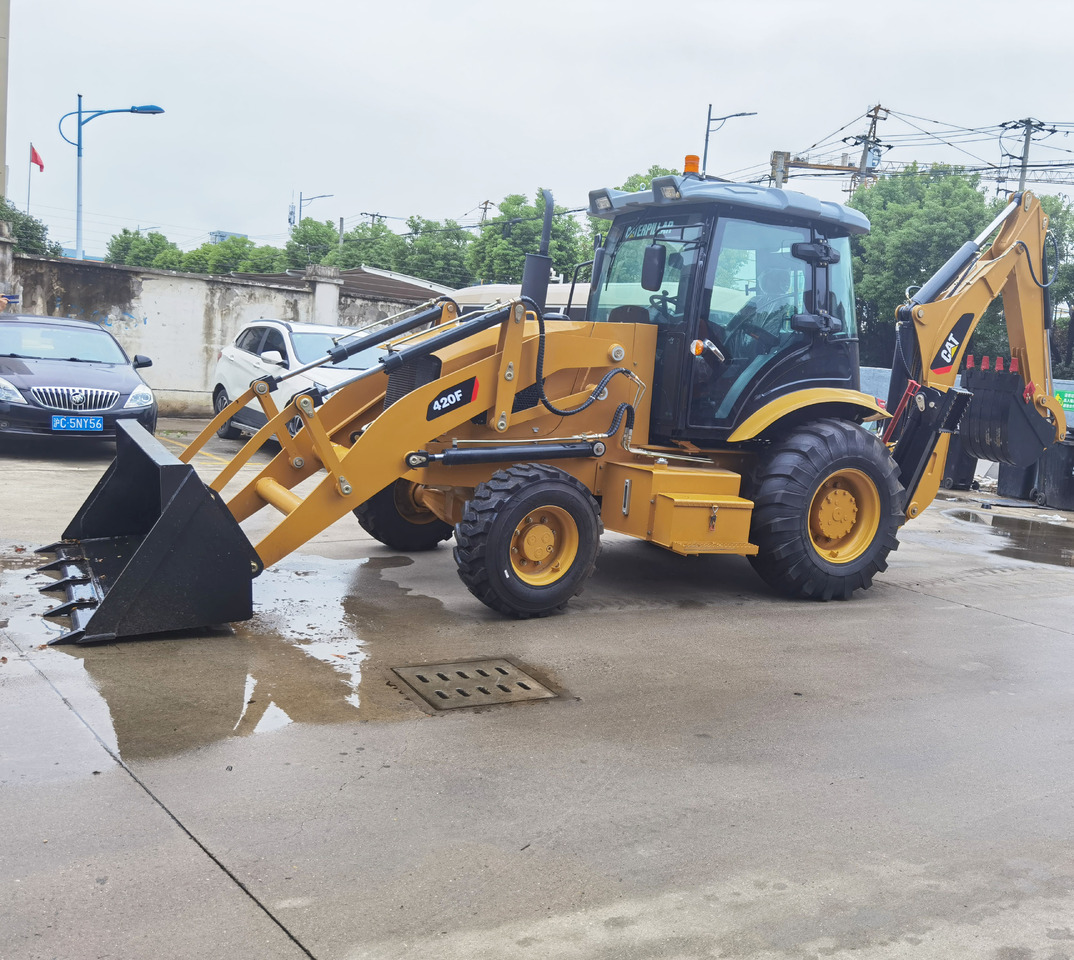 CAT 420F Backhoe Loader - Terna: foto 1 CAT 420F Backhoe Loader - Terna: foto 1