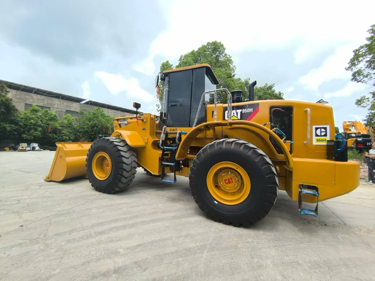 CAT 950H - Pala gommata: foto 1 CAT 950H - Pala gommata: foto 1