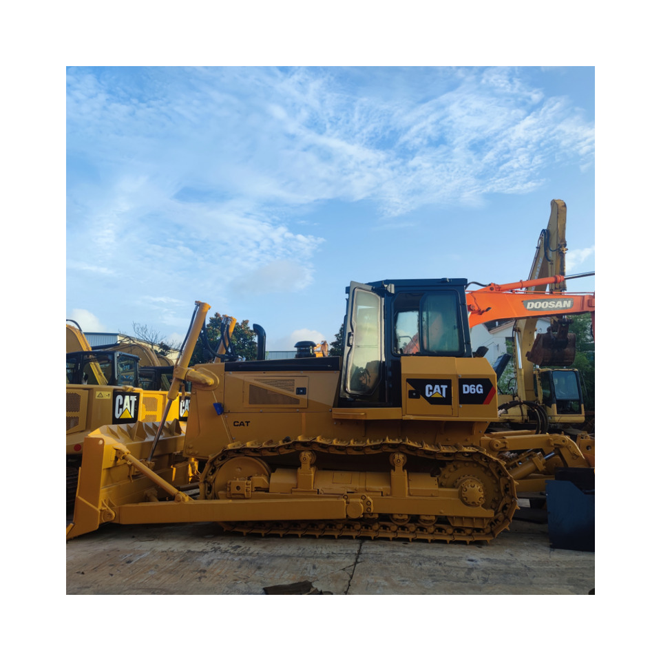 CAT D6G Bulldozer - Bulldozer: foto 1 CAT D6G Bulldozer - Bulldozer: foto 1